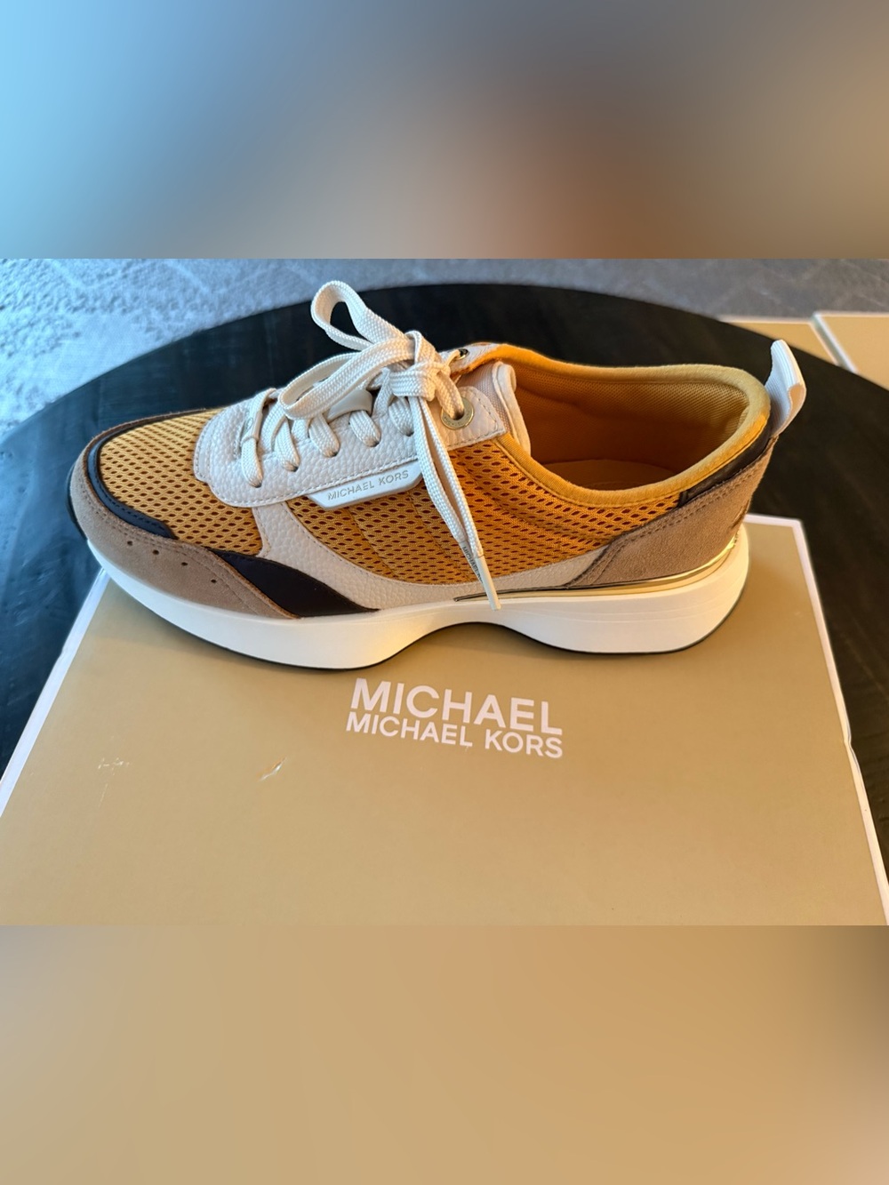 Michael Kors Flynn Trainer Sneaker - Size 8.5